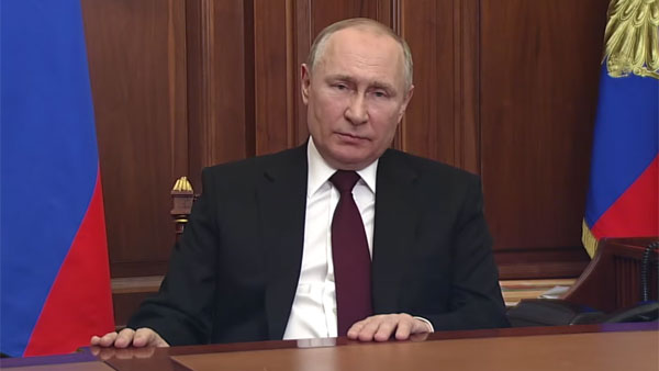 Путин заявил о готовности России показать Украине «настоящую декоммунизацию»