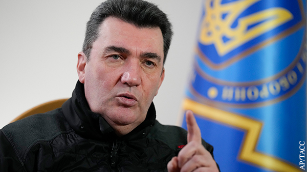 СНБО принял решение о режиме ЧП на Украине