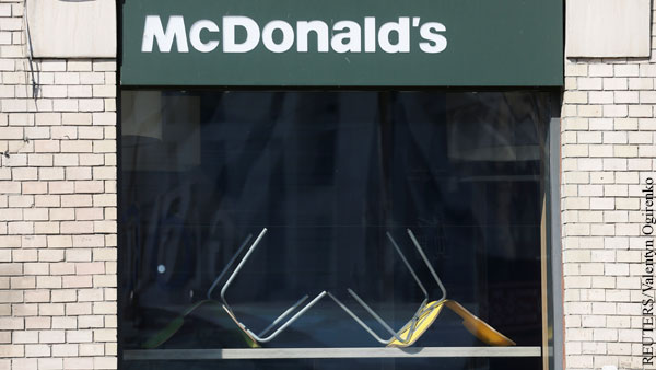 «Макдоналдс» закрыл все рестораны на Украине
