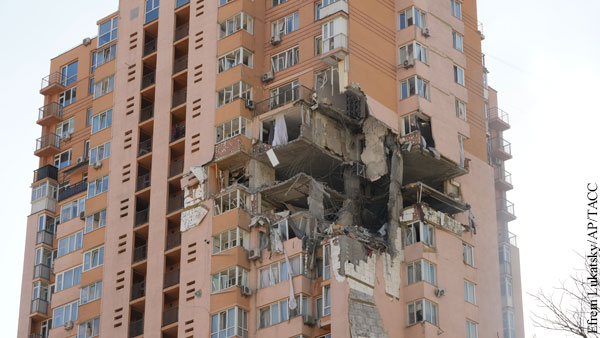 В Минобороны России рассказали, чья ракета ударила по жилому дому в Киеве