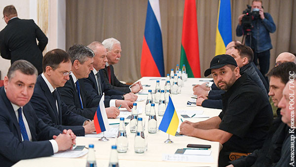 Дипломат: Украина продемонстрировала бескультурье на переговорах в Гомеле
