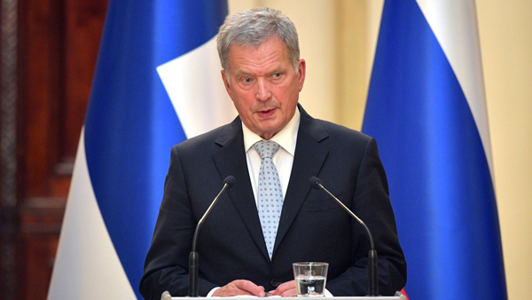 Президент Финляндии предложил начать обсуждение вступления страны в НАТО