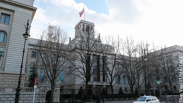 Посольство России направило ноту в МИД ФРГ из-за случаев дискриминации сограждан