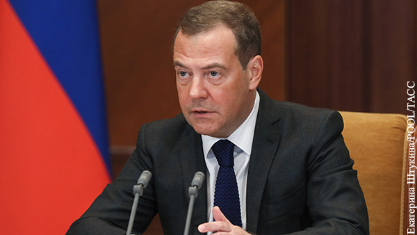 Медведев сыронизировал по поводу газа за 3500 евро