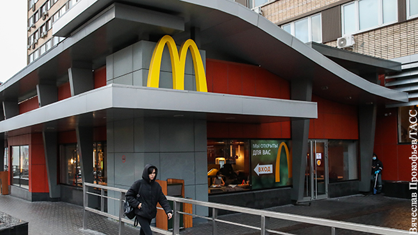 McDonald's решил временно закрыть 850 ресторанов в России