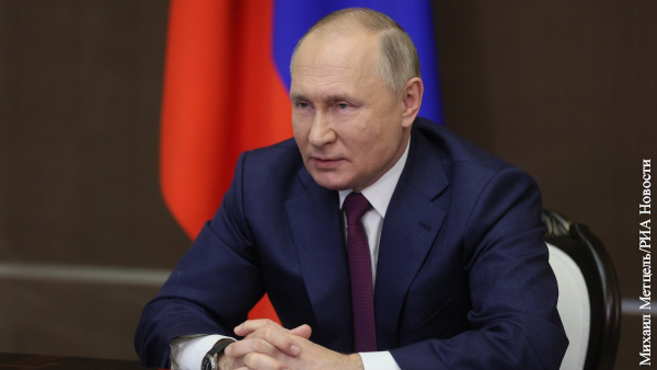 Путин объявил об увеличении МРОТ, пенсий и соцвыплат