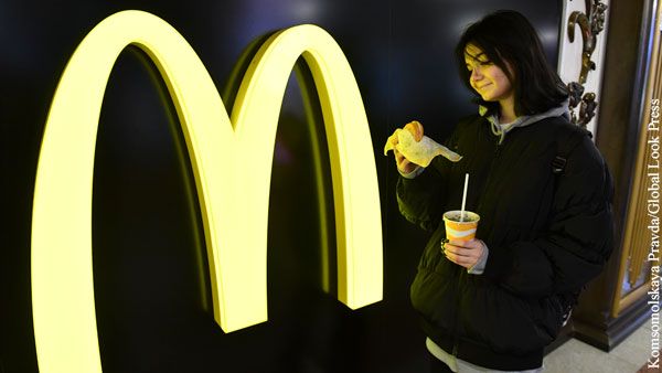 Рестораны McDonald's в Сибири продолжили работу по старым ценам