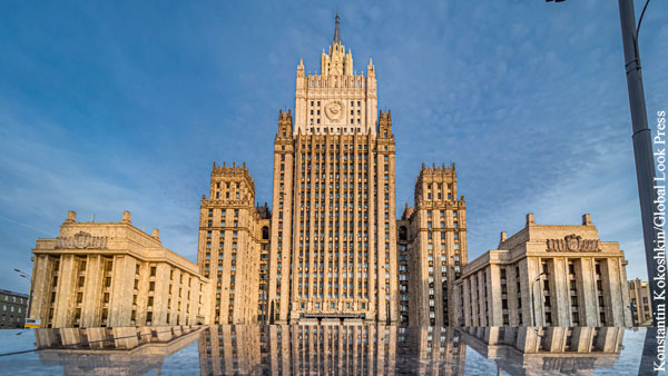 МИД: Россия отказывается от ведения переговоров с Японией по мирному договору