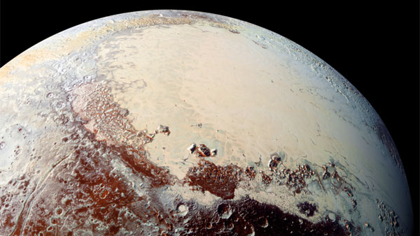 Астрономы заявили об океане из жидкой воды в недрах Плутона