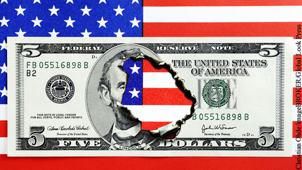 Песков указал на «зашатавшийся» престиж доллара