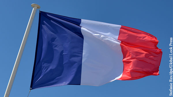 СМИ: Франция намерена выслать 35 российских дипломатов