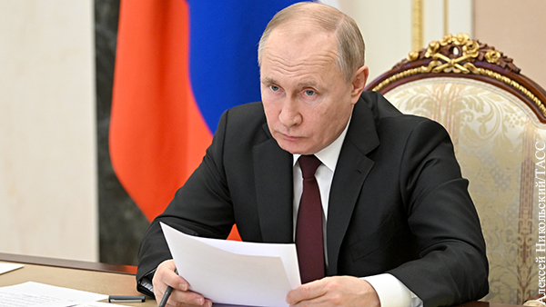 Путин: Банки недружественных стран задерживают оплату за нефть и газ
