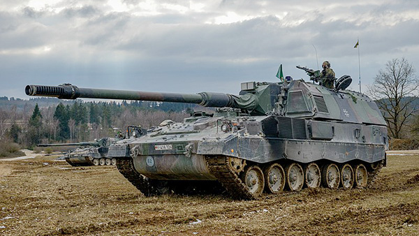 Bloomberg: Германия заменит советские танки в Восточной Европе ради Украины