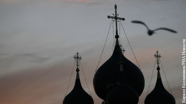 На Украине начали принудительно переводить приходы Московского патриархата в ПЦУ