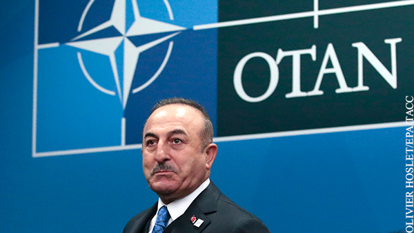 Турция: В НАТО хотят продолжения войны на Украине