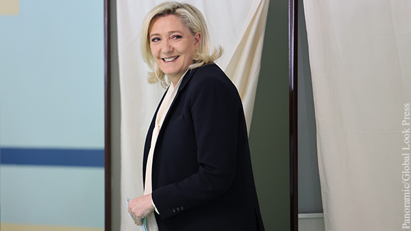 Ле Пен признала поражение на выборах президента Франции