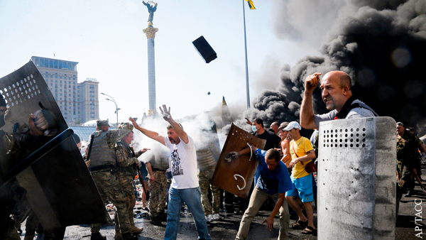Политолог: Трибунал по Украине должен осудить организаторов госпереворота в 2014 году