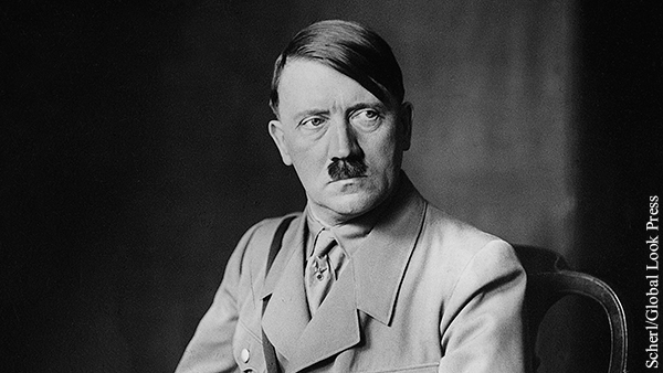 ФСБ рассекретила новые архивные документы о самоубийстве Гитлера