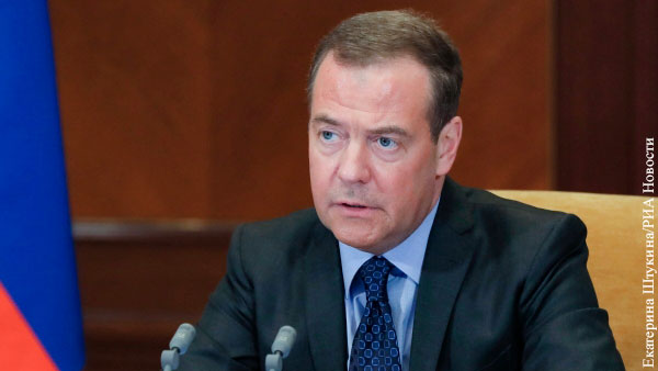 Медведев: Поляки провозгласили раздел Украины 