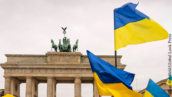 В Берлине запретили использовать флаг Украины 8 и 9 мая