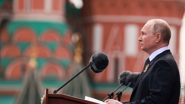 Эксперт: Путин подчеркнул преемственность поколений защитников Отечества