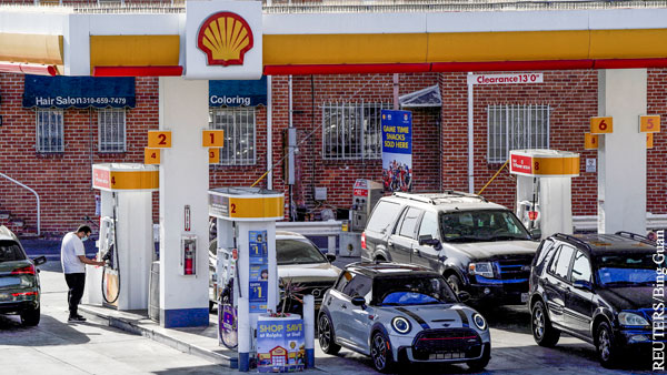 Цена на бензин в США побила очередной рекорд 