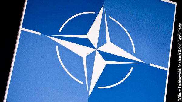 Советник бывшего президента Франции призвал «закрыть двери» в НАТО