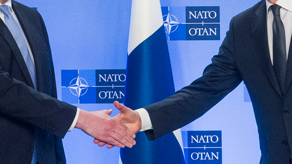 Финляндия официально решила вступить в НАТО