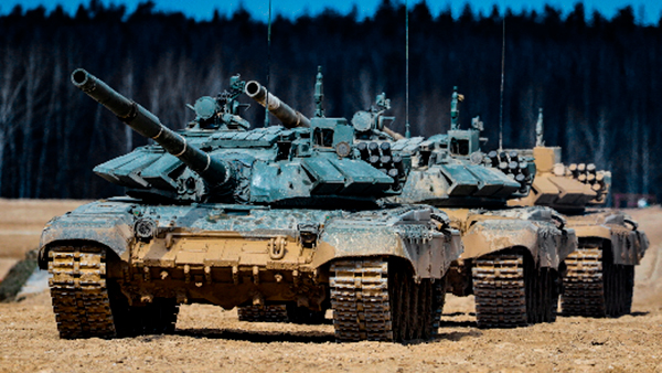 В российские войска направлен эшелон новейших танков Т-90М «Прорыв»
