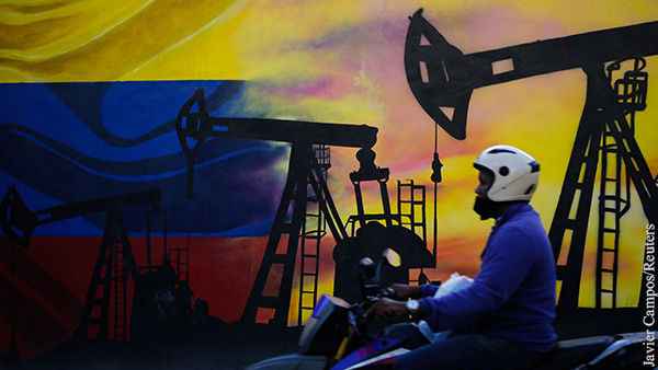 Эксперт пояснил планы США снять санкции с добычи нефти в Венесуэле