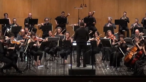 Итальянский оркестр отказался выступать на конкурсе скрипачей из-за отстранения россиянок 