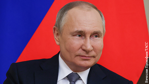 Политолог объяснил рост рейтинга Путина