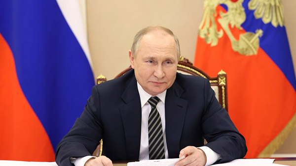 Bloomberg: Запад готов уступить требованиям Путина