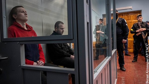 Российских военных Бобыкина и Иванова приговорили на Украине к 11,5 годам тюрьмы 