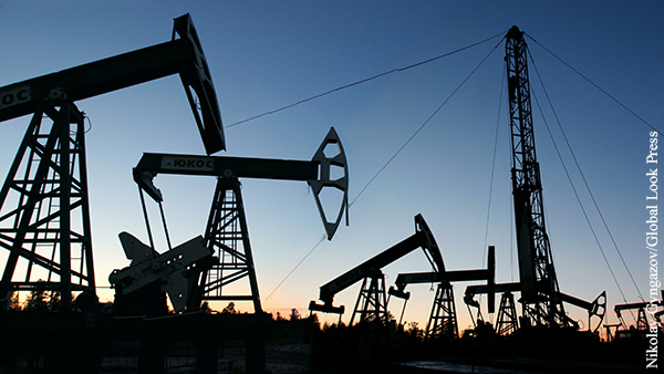 ЕС обсуждает введение вторичных санкций против российской нефти