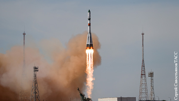Грузовой корабль «Прогресс МС-20» с флагами ДНР и ЛНР стартовал к МКС