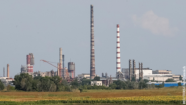 Минобороны: ВСУ удерживают жителей Северодонецка в подвалах заминированного завода «Азот»