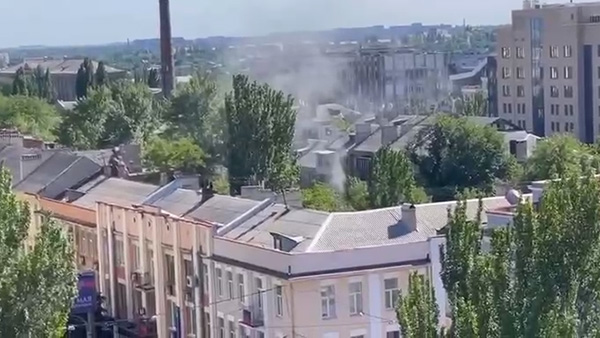 В районе администрации главы ДНР произошел сильный взрыв