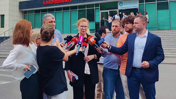 Вице-спикер польского Сейма устроила скандал в Тбилиси
