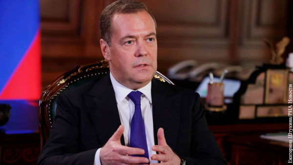 Медведев: Реальный срок вступления Украины в ЕС – середина столетия