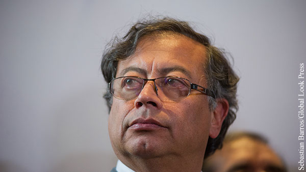 Густаво Петро победил на выборах президента Колумбии