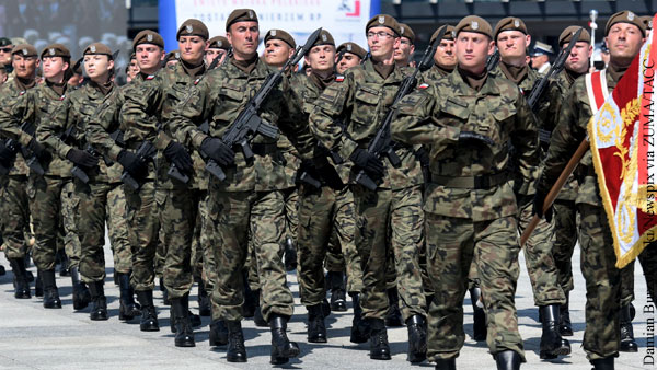 Польша решила увеличить численность армии в 2,5 раза из-за «российской угрозы»