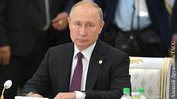 Путин прибыл в Туркмению для участия в Каспийском саммите