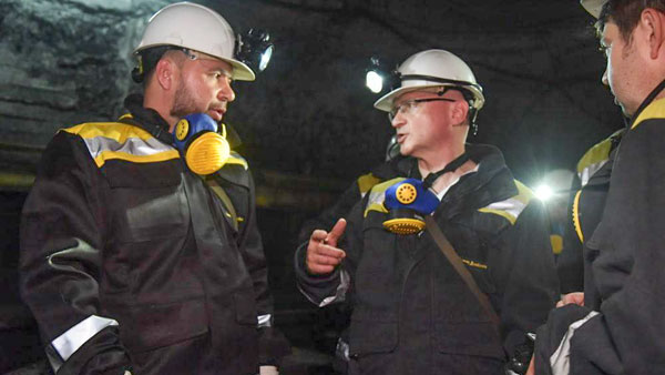 Пушилин обсудил с Кириенко ситуацию в угольной отрасли