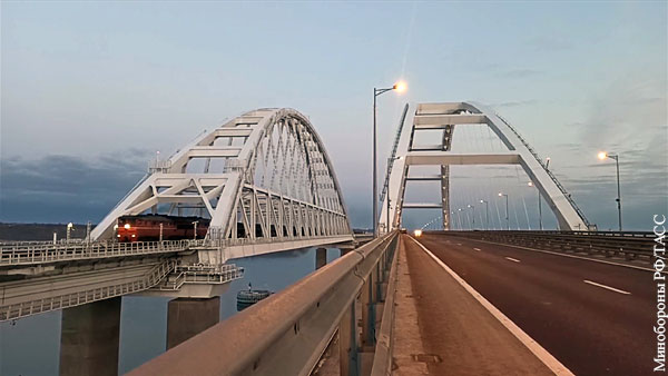 Военный эксперт назвал главную угрозу Крымскому мосту 