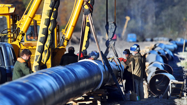 Эксперт указал на ошибки Казахстана при экспорте нефти на Запад