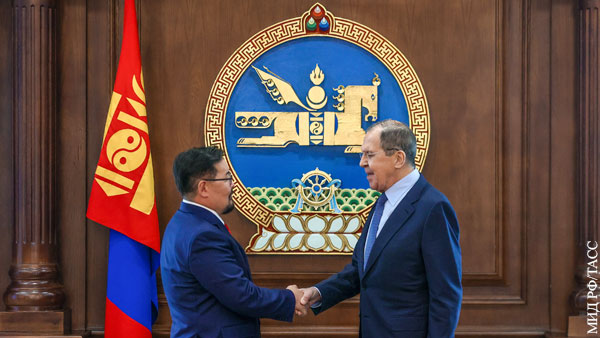 Зачем России Монголия и Узбекистан