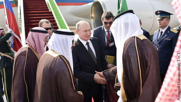 Западные СМИ сравнили, как Саудовская Аравия принимала Путина и Байдена