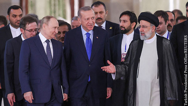 Эксперт оценил итоги встречи Путина, Раиси и Эрдогана 