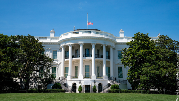 В Белом доме оценили необходимость передачи полномочий президента США